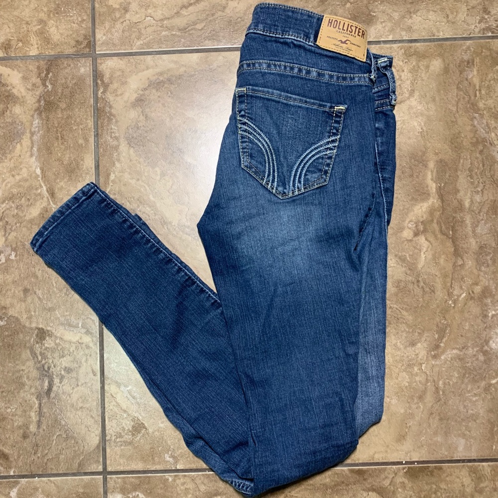 Hollister Skinny Jean Medium Wash